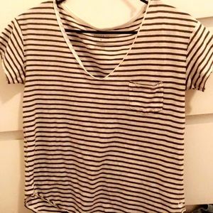 COPY - AMERICAN EAGLE 🌟🌟 striped tee